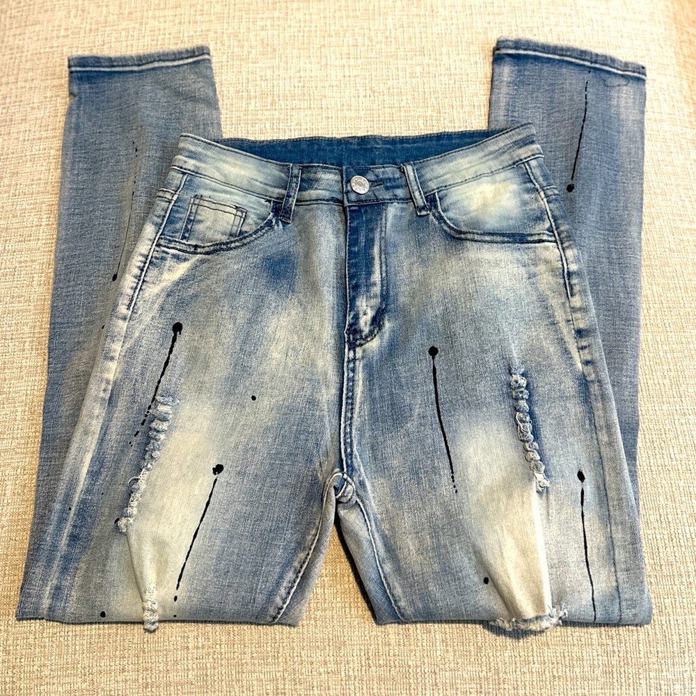 Romwe painted ripped jeans. Brand new never worn